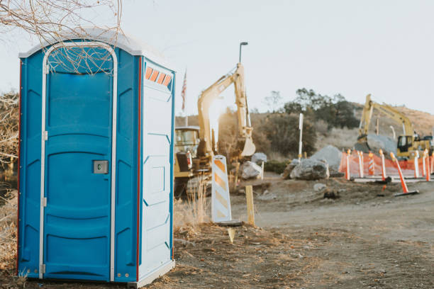 Best Porta potty rental near me  in Oblong, IL