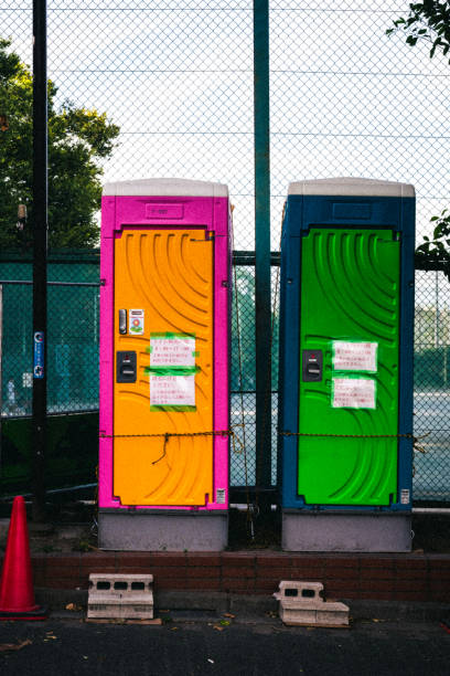 Best High-end porta potty rental  in Oblong, IL